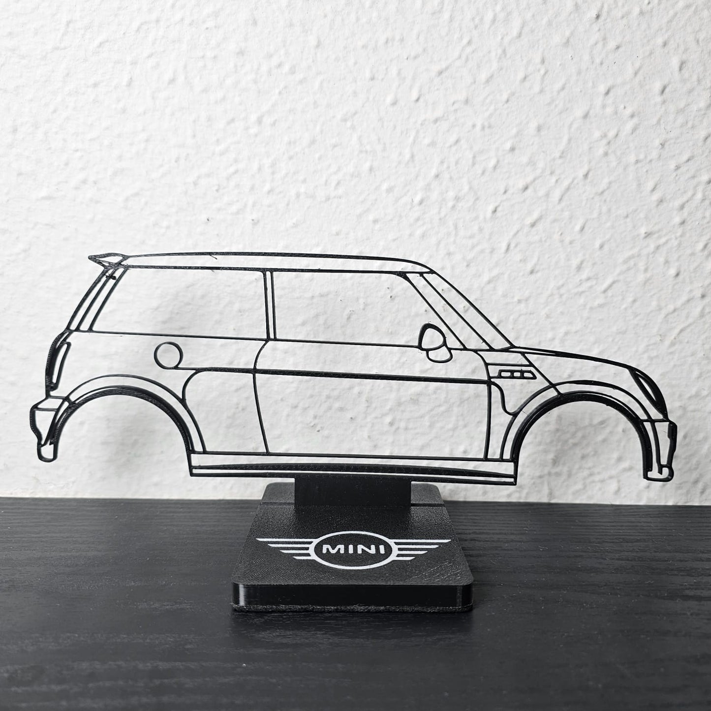 Mini Cooper Decorativo em Arte Linear – Peça Exclusiva para Apaixonados por Carros